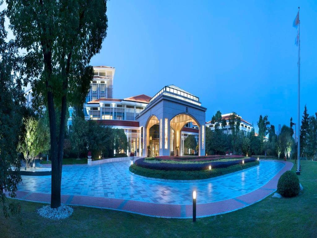 Suzhou Jinji Lake Grand Hotel Exterior photo